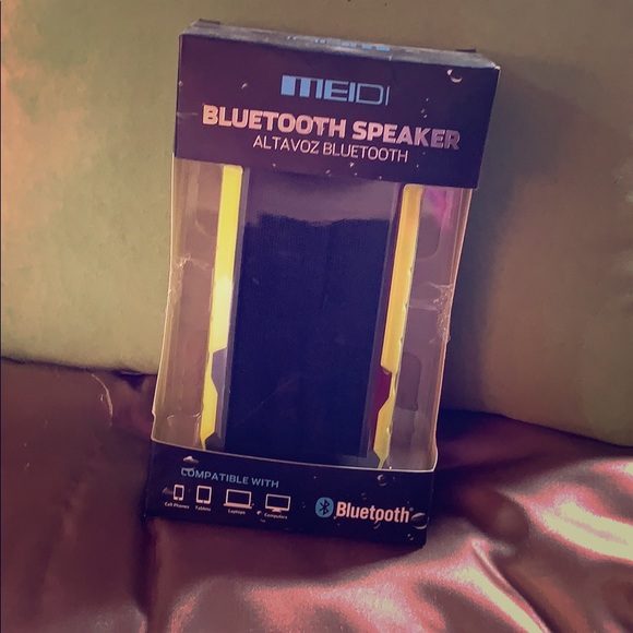 Bluetooth Speaker Brand New - Picture 1 of 5